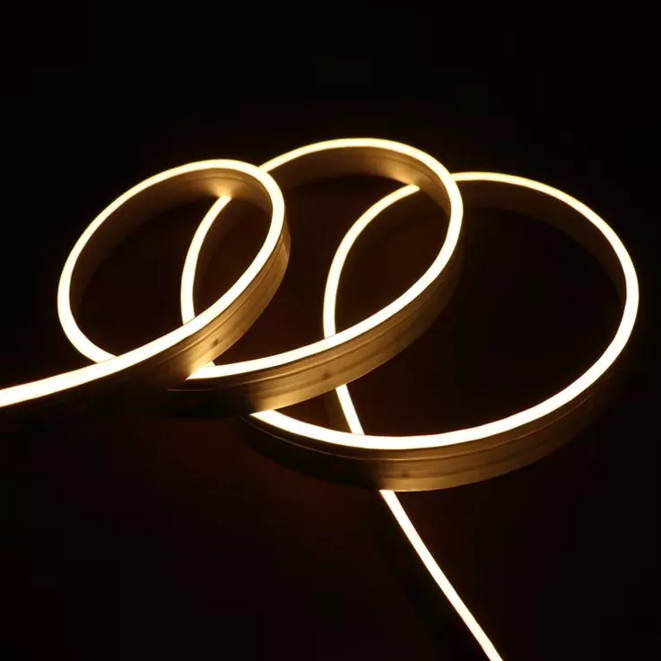 Bakit ka dapat pumili ng panlabas na nababaluktot na mga ilaw ng LED strip para sa panlabas na pag -iilaw?