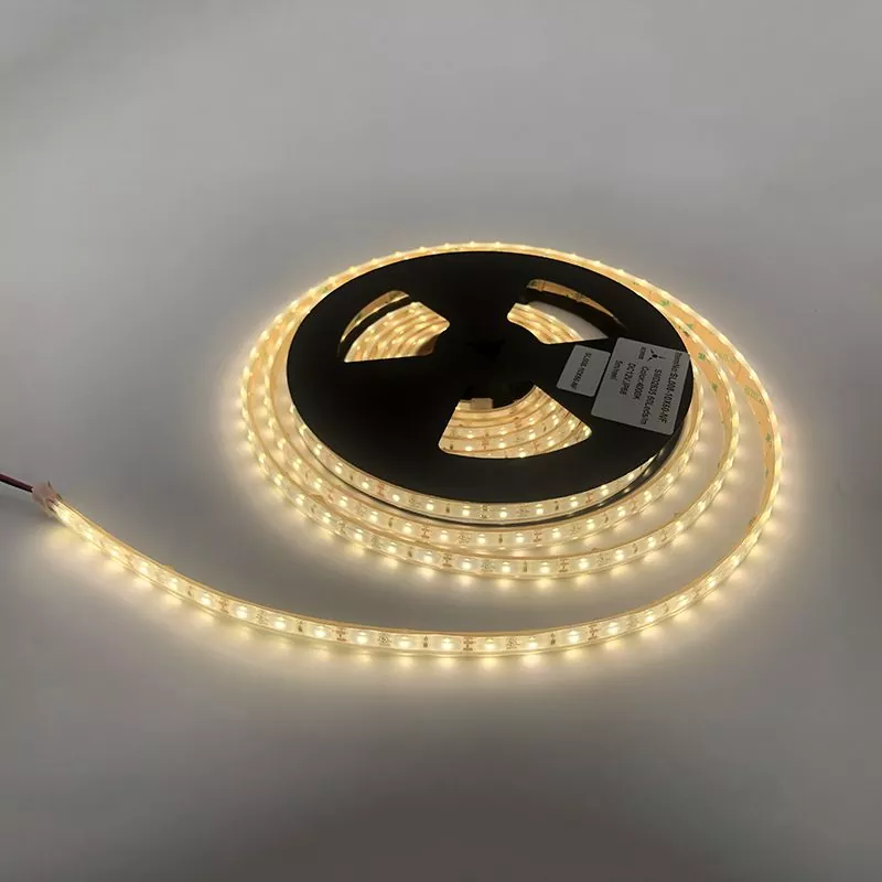 Paano Pumili ng Pinakamagandang Camper Car Lamp para sa mga RV, Van, at Motorhome